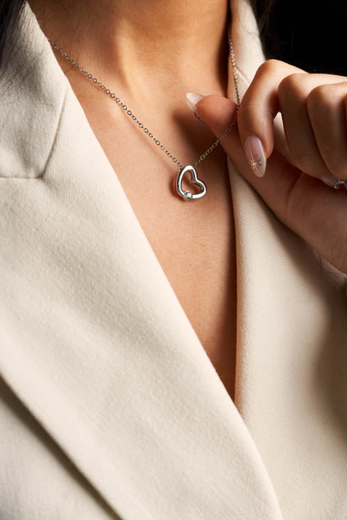 HALEY - Pack of 4 - 12mm x 15mm Heart Crystal Pendant - Hypoallergenic